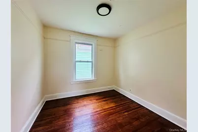 57 Smith Street, Poughkeepsie, NY 12601 - Photo 17