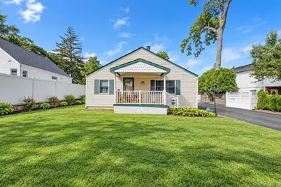 11 Oak Street, Nesconset, NY 11767 - Photo 1