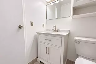1035 E Boston Post Road E, Mamaroneck, NY 10543 - Photo 17