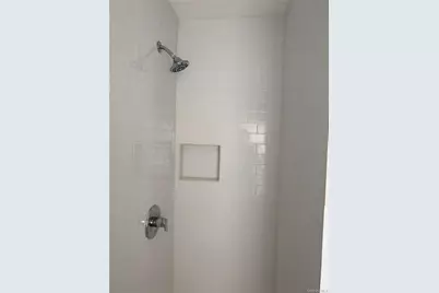 [Address not provided], Sayville, NY 11782 - Photo 7