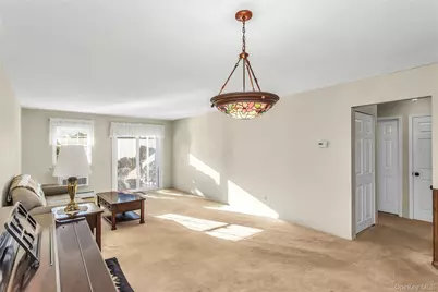 4426 Wilshire Lane #4426, Oakdale, NY 11769 - Photo 9