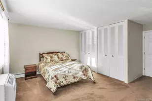 4426 Wilshire Ln, Oakdale, NY 11769 - Photo 13