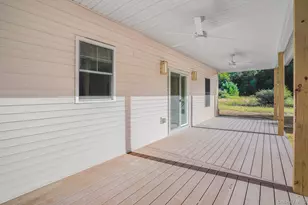 153 S Quaker Ln, Hyde Park, NY 12538 - Photo 3