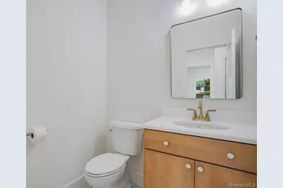 153 S Quaker Lane, Hyde Park, NY 12538 - Photo 27