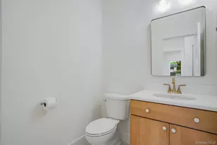 153 S Quaker Ln, Hyde Park, NY 12538 - Photo 27