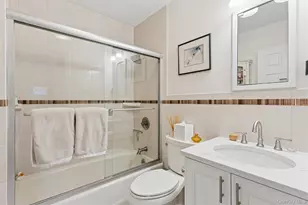 30 Range Dr, Merrick, NY 11566 - Photo 17