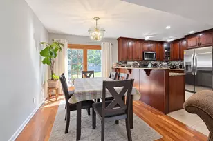 20 Bradbury Ct, Holbrook, NY 11741 - Photo 7