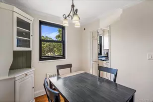 17-03 Utopia Pkwy, Whitestone, NY 11357 - Photo 11