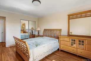 17-03 Utopia Pkwy, Whitestone, NY 11357 - Photo 13