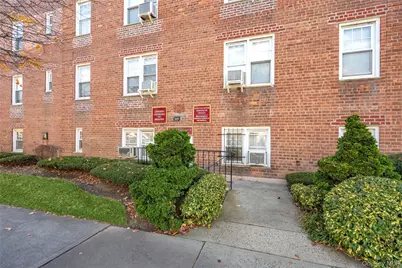 200 N Village Avenue #100, Rockville Centre, NY 11570 - Photo 3