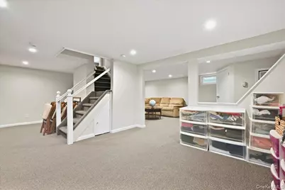 8 Philson Court, Commack, NY 11725 - Photo 33