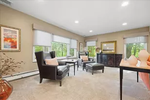 8 Philson Ct, Commack, NY 11725 - Photo 7