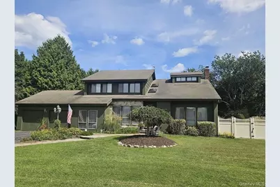15 Vineyard Way, Mount Sinai, NY 11766 - Photo 1