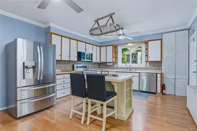 550 Lattintown Road, Marlboro, NY 12542 - Photo 11