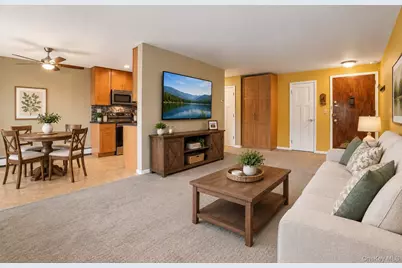 88 Sierra Vista Lane, Valley Cottage, NY 10989 - Photo 3