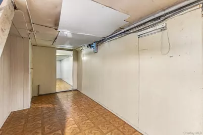 9058 180 Street, Jamaica, NY 11432 - Photo 25