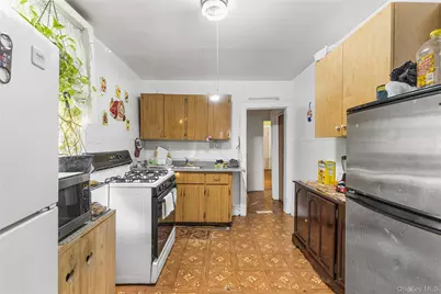 9058 180 Street, Jamaica, NY 11432 - Photo 19