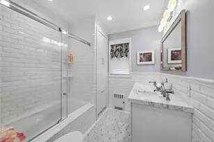 88-21 79th Ave, Glendale, NY 11385 - Photo 11