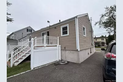 120 Lincoln Place, Massapequa, NY 11758 - Photo 21