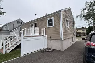 120 Lincoln Pl, Massapequa, NY 11758 - Photo 21