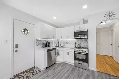 19808 120th Avenue, Jamaica, NY 11412 - Photo 3