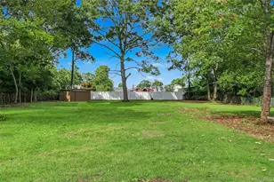 930 Tooker Ave, West Babylon, NY 11704 - Photo 5