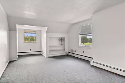930 Tooker Avenue, West Babylon, NY 11704 - Photo 15