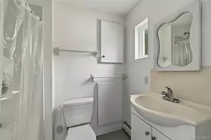 930 Tooker Ave, West Babylon, NY 11704 - Photo 17