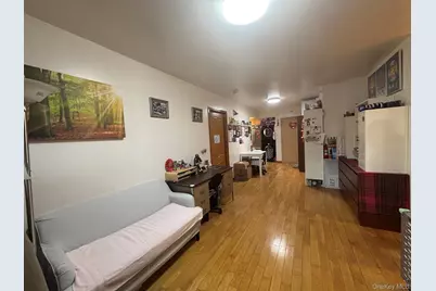 144-77 Barclay Avenue #4B, Flushing, NY 11355 - Photo 3