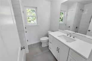 7 Martha St, Centereach, NY 11720 - Photo 9