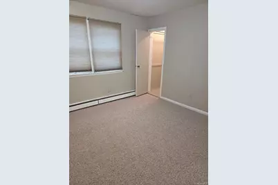 255-24 147 Drive Drive, Rosedale, NY 11422 - Photo 3