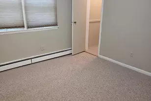 255-24 147 Dr Dr, Rosedale, NY 11422 - Photo 3