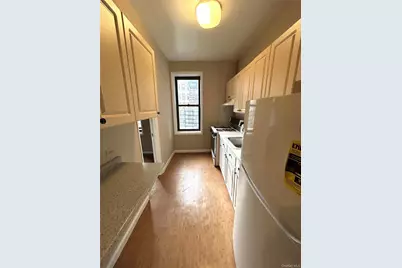 758 Brady Court #214, Bronx, NY 10462 - Photo 3