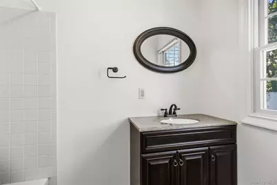 12 Brooktree Court, Bohemia, NY 11716 - Photo 27