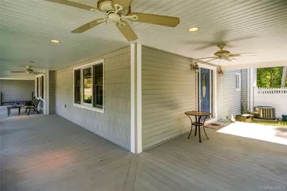 12 Brooktree Court, Bohemia, NY 11716 - Photo 5