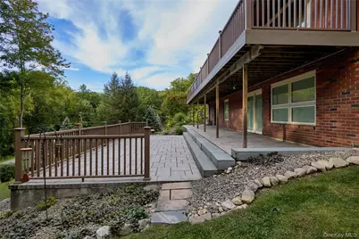 64 Clinton Road, Tuxedo Park, NY 10987 - Photo 37