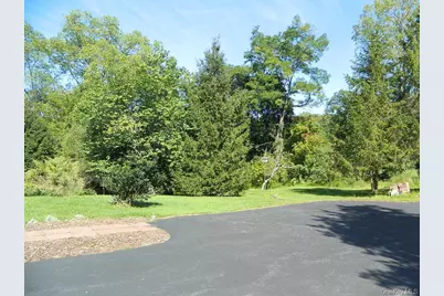 107 Orchard Lane, Hopewell Junction, NY 12533 - Photo 25