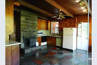 107 Orchard Lane, Hopewell Junction, NY 12533 - Photo 41