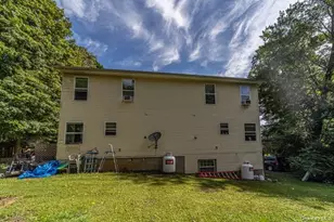8 McDonough Wy, Plattekill, NY 12568 - Photo 5