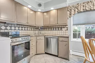 7 Eve Ln, Levittown, NY 11756 - Photo 15