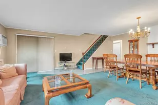 7 Eve Ln, Levittown, NY 11756 - Photo 11