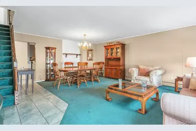 7 Eve Lane, Levittown, NY 11756 - Photo 5