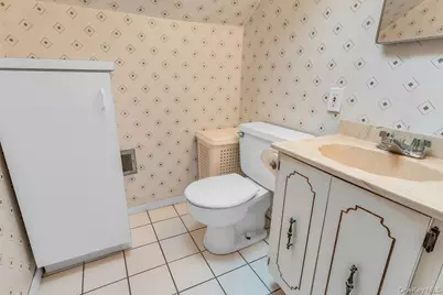 7 Eve Lane, Levittown, NY 11756 - Photo 29
