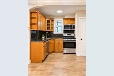 459 Roquette Avenue, Floral Park, NY 11001 - Photo 7