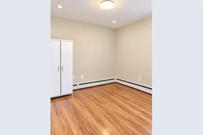 459 Roquette Avenue, Floral Park, NY 11001 - Photo 13
