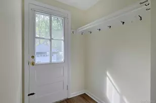 51 Roosevelt St, Pearl River, NY 10965 - Photo 15
