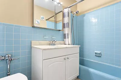 333 E Broadway #2K, Long Beach, NY 11561 - Photo 9
