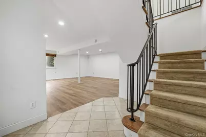 83 Edgepark Road, White Plains, NY 10603 - Photo 35