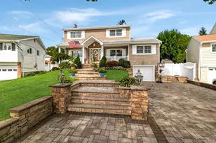2126 Howell St, Bellmore, NY 11710 - Photo 39