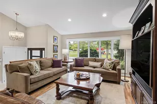 1875 Julian Ln, Merrick, NY 11566 - Photo 7